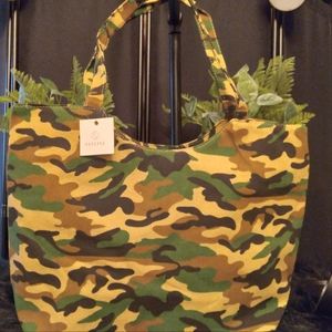 Camo printed tote bag